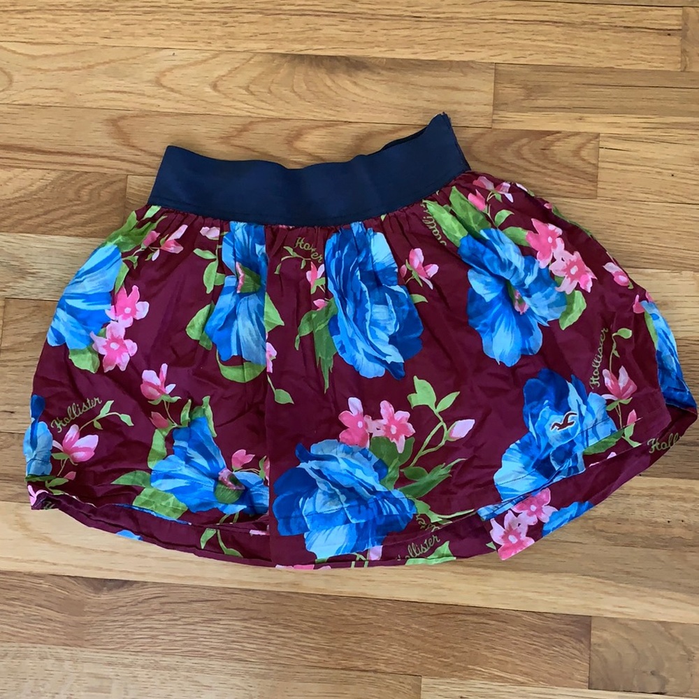 Hollister xs skirt
